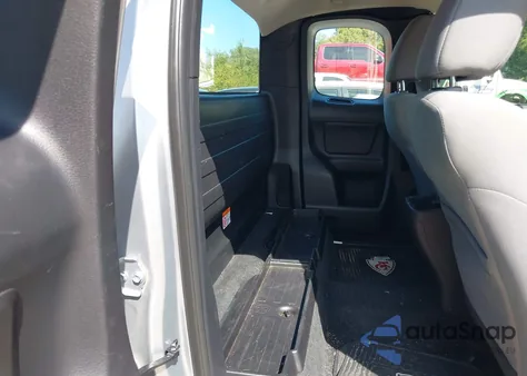 2018 Toyota Tacoma Sr z USA, uszkodzony, nr VIN 5TFRX5GN1JX127107